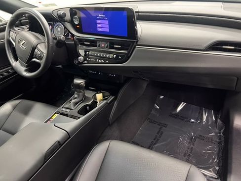 Certified 2023 Lexus ES 300h w/ Premium Package FWD image 12