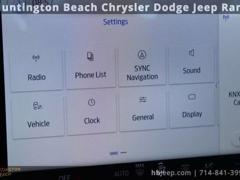 Used 2023 Ford Transit 350 XLT image 27