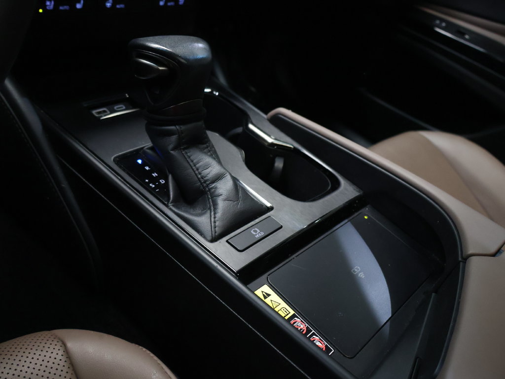 Used 2023 Lexus ES 350 w/ Premium Package FWD image 24