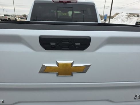 New 2026 Chevrolet Silverado 1500 High Country AWD/4WD image 19