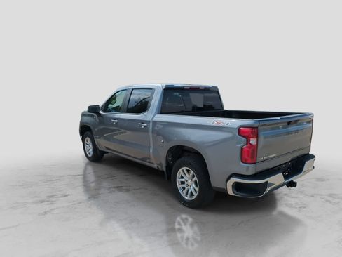 Used 2021 Chevrolet Silverado 1500 LT AWD/4WD image 6