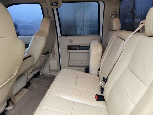 Used 2008 Ford F350 Lariat image 25