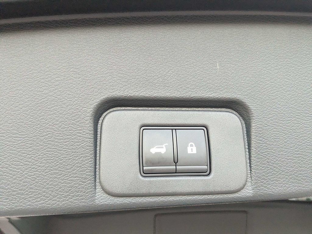 Used 2025 Nissan Rogue SL w/ SL Premium Package AWD/4WD image 15