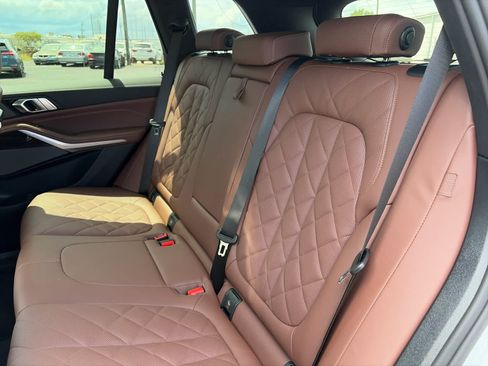 Used 2026 BMW X5 sDrive40i RWD image 9