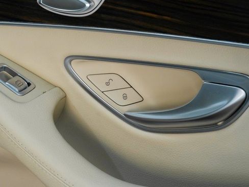 Used 2020 Mercedes-Benz C 300 Sedan image 55