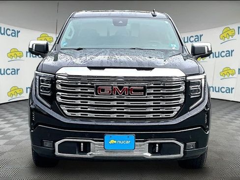 Used 2024 GMC Sierra 1500 Denali AWD/4WD image 3