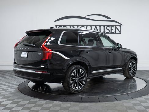 New 2026 Volvo XC90 T8 Plus w/ Protection Package Premier AWD/4WD image 5