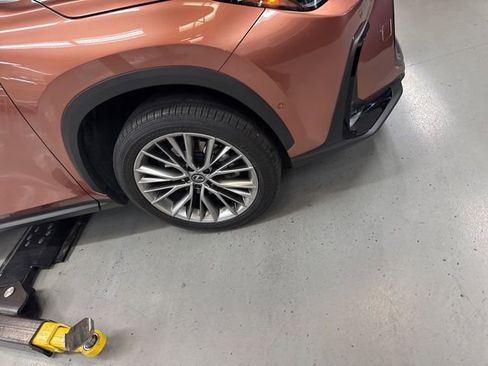 Used 2025 Lexus NX 350h AWD w/ Cold Area Package image 4