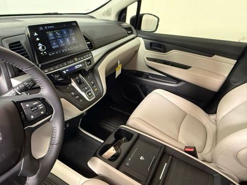 Used 2026 Honda Odyssey EX-L image 25