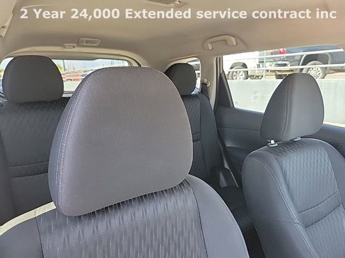 Used 2019 Nissan Rogue SV image 44