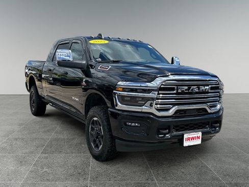 Used 2025 RAM 2500 Laramie AWD/4WD image 8
