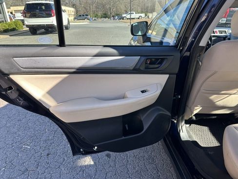 Used 2018 Subaru Outback 2.5i image 19