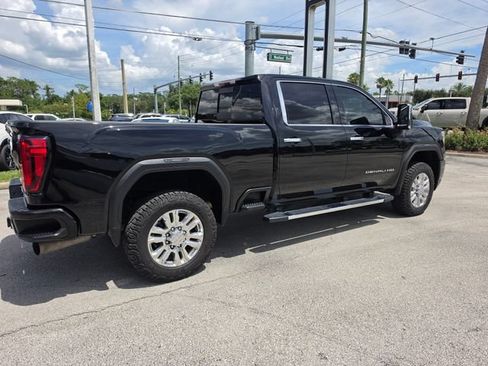 Used 2022 GMC Sierra 2500 Denali AWD/4WD image 6