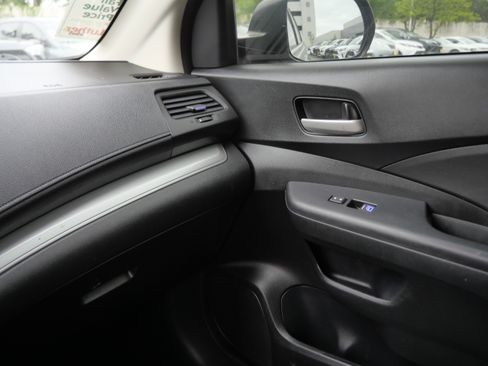 Used 2015 Honda CR-V LX image 32