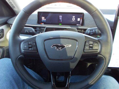 Used 2023 Ford Mustang Mach-E Premium image 11