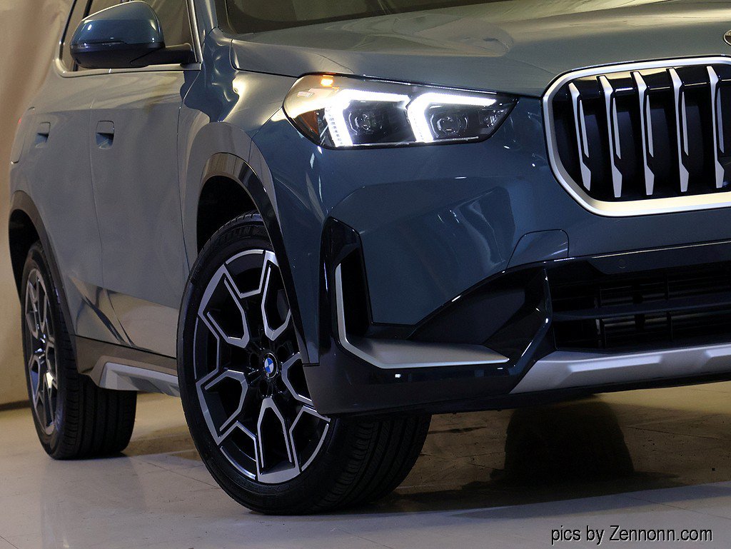 Certified 2026 BMW X1 xDrive28i AWD/4WD image 4