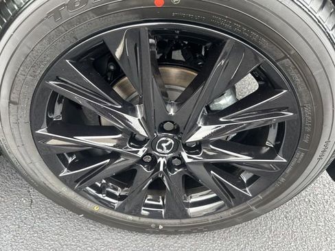New 2025 MAZDA CX-5 Carbon Edition image 32