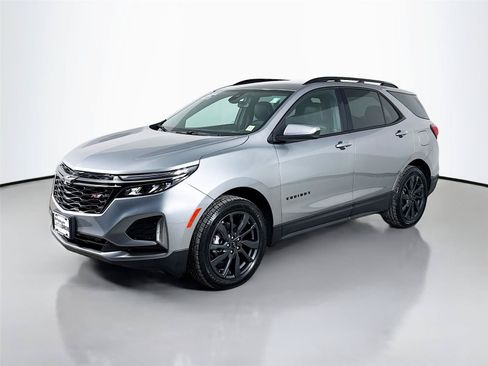 Used 2023 Chevrolet Equinox RS AWD/4WD image 5