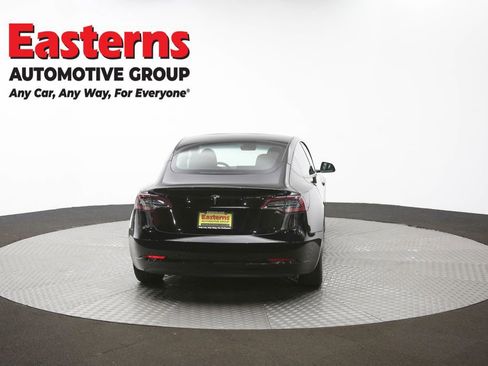 Used 2023 Tesla Model 3 Standard Range image 33