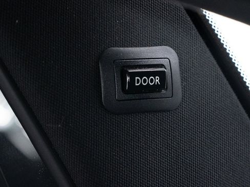 Certified 2017 Rolls-Royce Ghost image 28