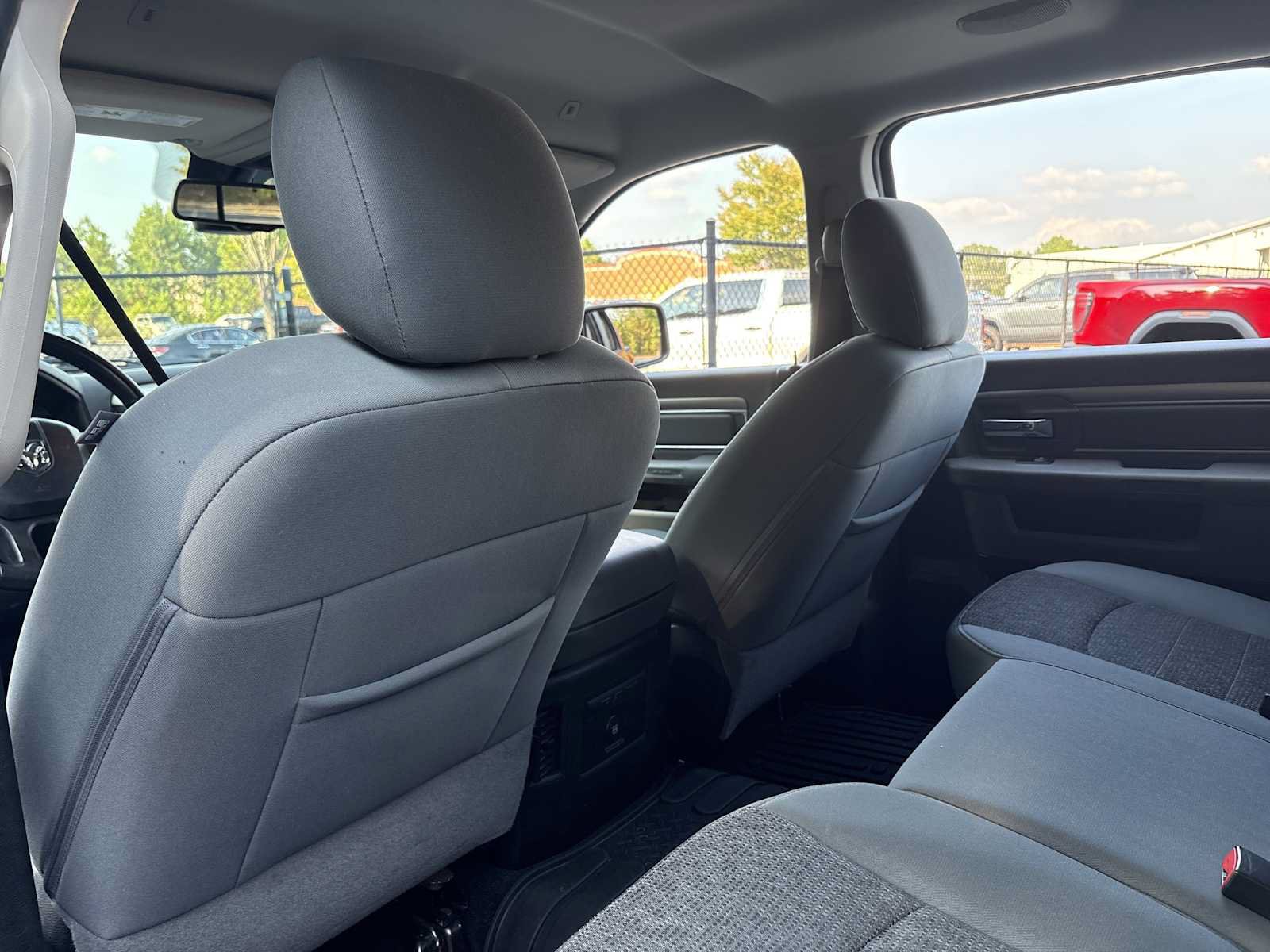 Used 2017 RAM 1500 Big Horn RWD image 17