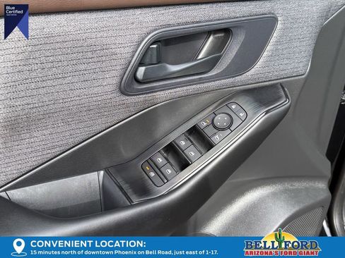Used 2023 Nissan Rogue S FWD image 18