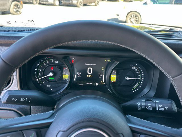 Used 2025 Jeep Wrangler Unlimited Sport S 4xe w/ Convenience Group AWD/4WD image 9