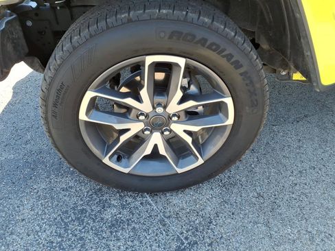 Used 2024 Jeep Wrangler Unlimited w/ Convenience Group image 4