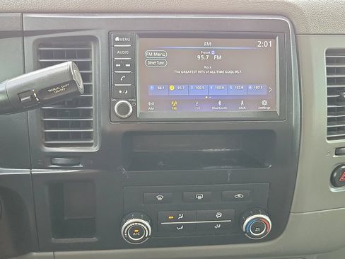 Used 2019 Nissan NV 3500 S RWD image 26