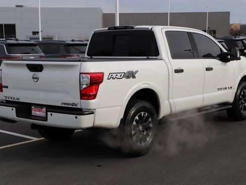 Used 2018 Nissan Titan PRO-4X image 6