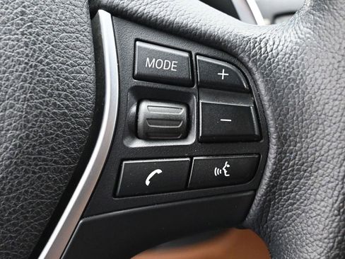 Used 2016 BMW 340i xDrive Sedan image 17