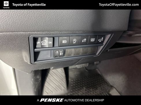 New 2026 Toyota Tundra Limited AWD/4WD image 27