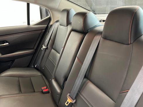 Used 2025 Nissan Sentra SR w/ SR Premium Package image 20