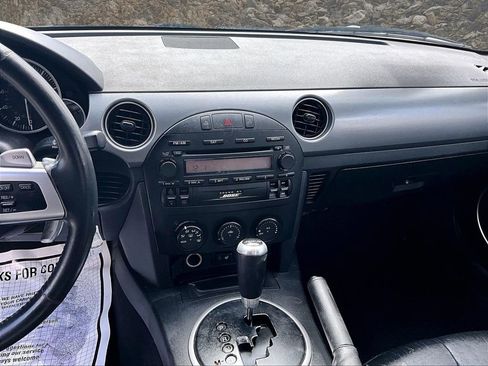 Used 2008 MAZDA MX-5 Miata Grand Touring w/ Interior Trim Pkg image 6