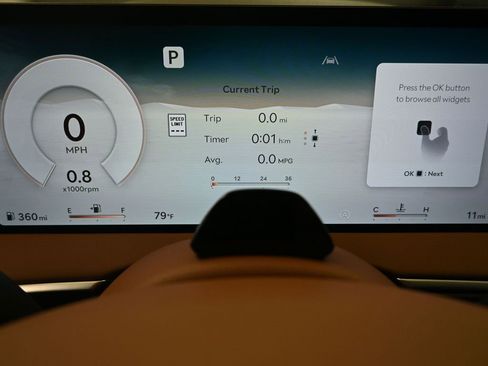 New 2026 Genesis GV70 2.5T Advanced image 28