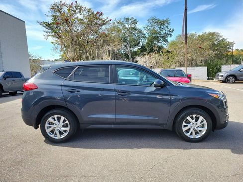 Certified 2021 Hyundai Tucson SE image 13