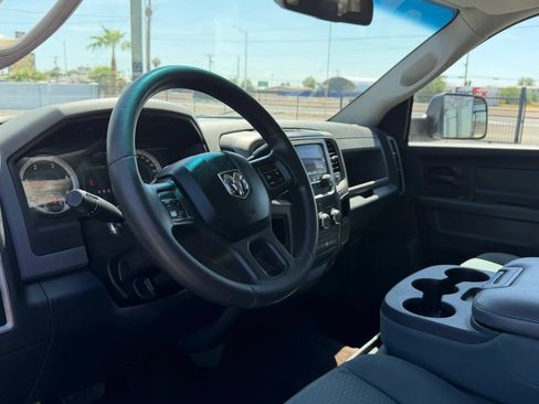 Used 2014 RAM 2500 Tradesman w/ Chrome Appearance Group RWD image 17