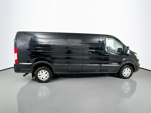 Used 2022 Ford Transit 250 Low Roof w/ Exterior Upgrade Package image 9