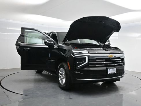 Used 2025 Chevrolet Tahoe LT AWD/4WD image 42