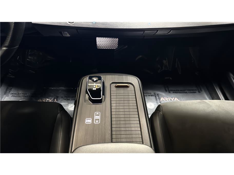 Used 2024 Nissan Ariya AWD image 32