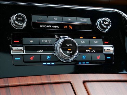 Used 2024 Lincoln Navigator Reserve image 22