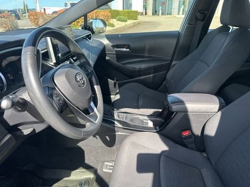 Used 2022 Toyota Corolla SE FWD image 16