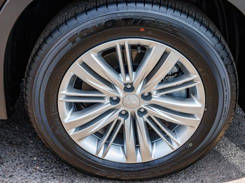 New 2025 Mitsubishi Outlander ES image 12