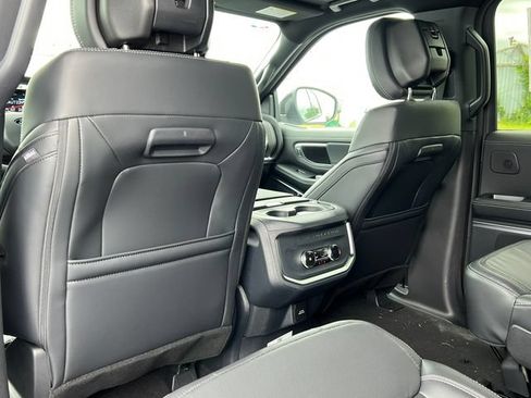New 2026 Ford Expedition Platinum w/ Stealth Performance Package AWD/4WD image 35