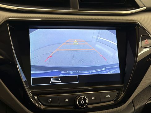 Used 2021 Chevrolet TrailBlazer LT w/ Sun and Liftgate Package FWD image 19