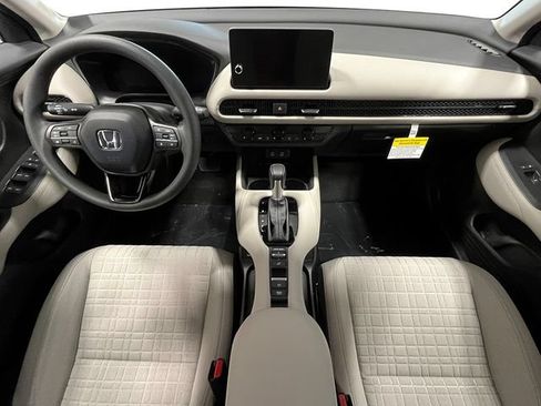 New 2027 Honda HR-V LX image 18
