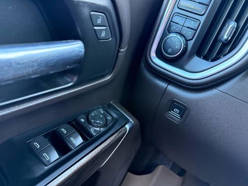 Used 2022 Chevrolet Silverado 3500 LT w/ Convenience Package image 15