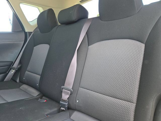 Used 2025 Kia Soul LX w/ LX Technology Package FWD image 9