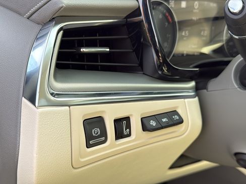 New 2026 Cadillac XT5 Premium Luxury w/ LPO, Floor Liner Package image 13