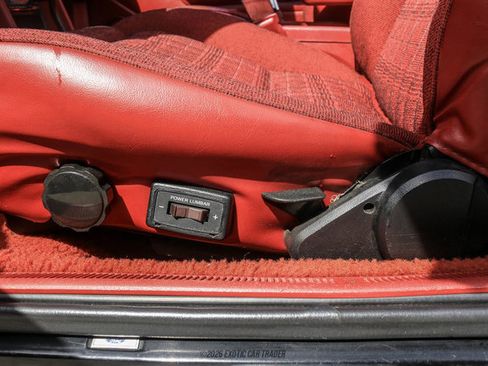 Used 1988 Ford Mustang GT RWD image 43